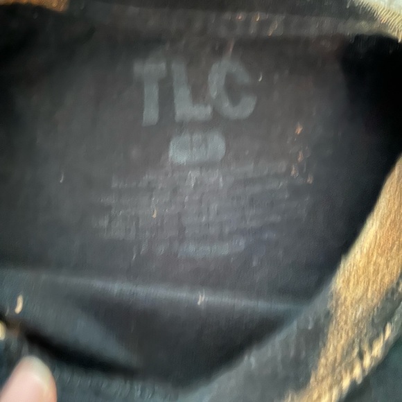 Levi, Aaliyah, and TLC shirts, lot of 3! - Picture 8 of 13